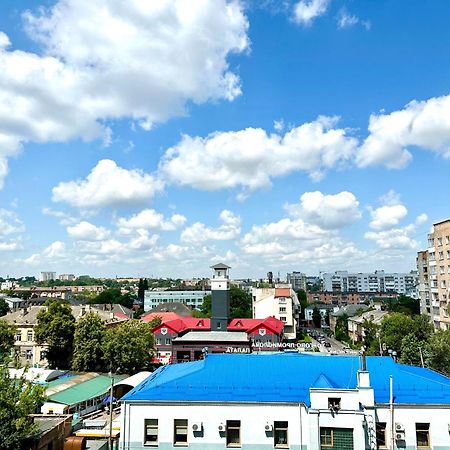 Comfortable Apartments With A Coffee Machine In The City Centre, Zlata Plaza Rivne Zewnętrze zdjęcie