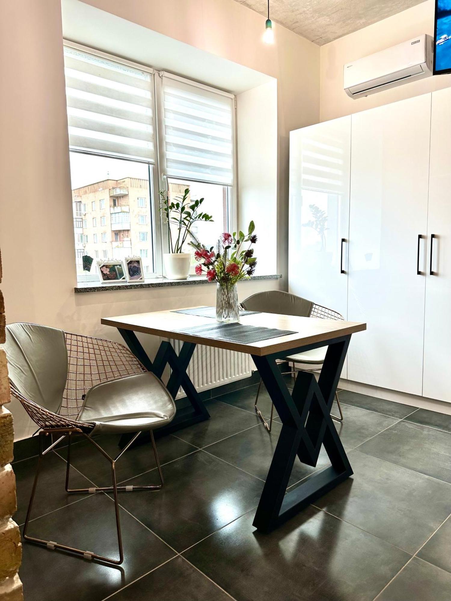 Comfortable Apartments With A Coffee Machine In The City Centre, Zlata Plaza Rivne Zewnętrze zdjęcie