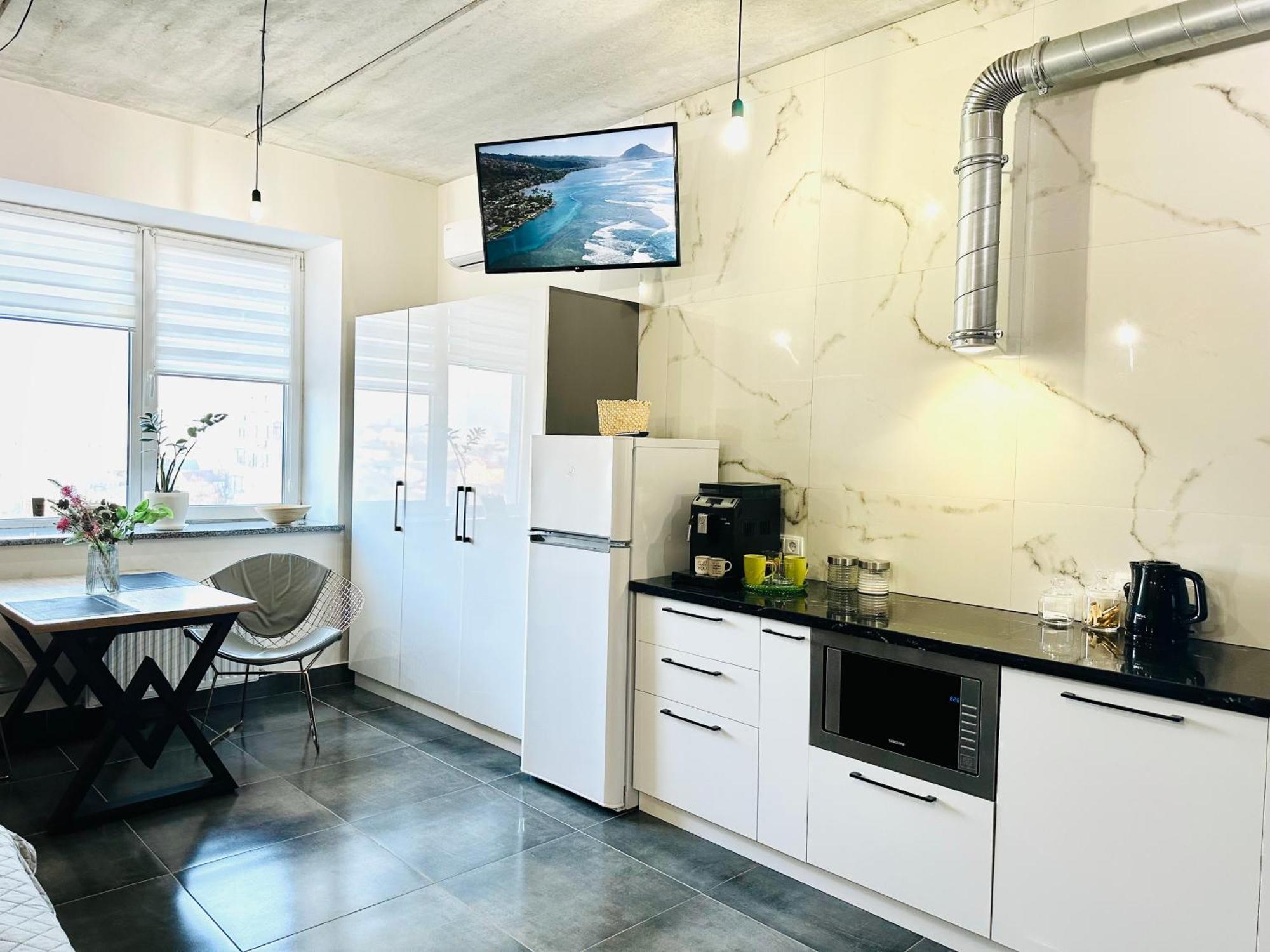 Comfortable Apartments With A Coffee Machine In The City Centre, Zlata Plaza Rivne Zewnętrze zdjęcie