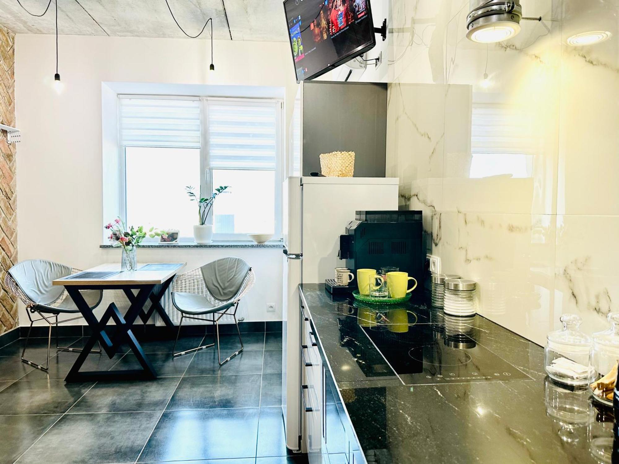 Comfortable Apartments With A Coffee Machine In The City Centre, Zlata Plaza Rivne Zewnętrze zdjęcie